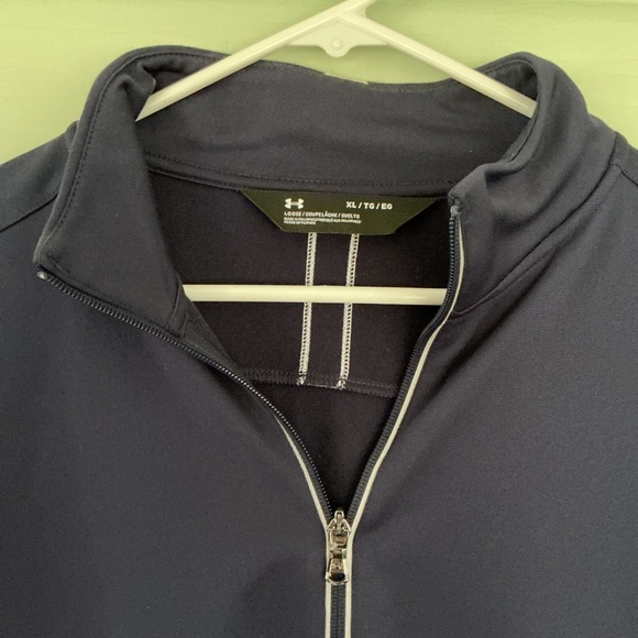 Under Armour Men’s quarter zip pullover - Picture 2 of 5